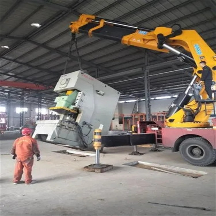 灵宝80吨折臂吊车出租附近电话