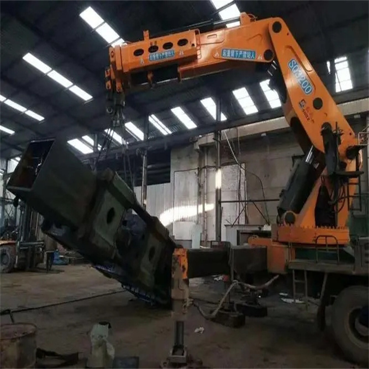 灵宝130吨折臂吊车出租吊机租赁附近电话